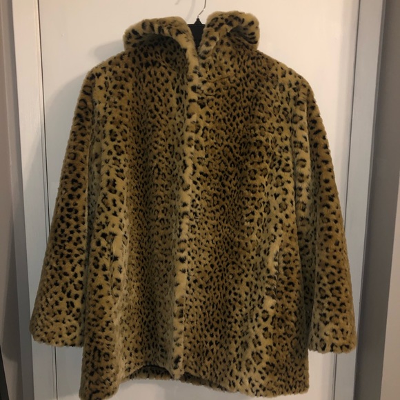 Faux fur leopard jacket - Picture 2 of 6